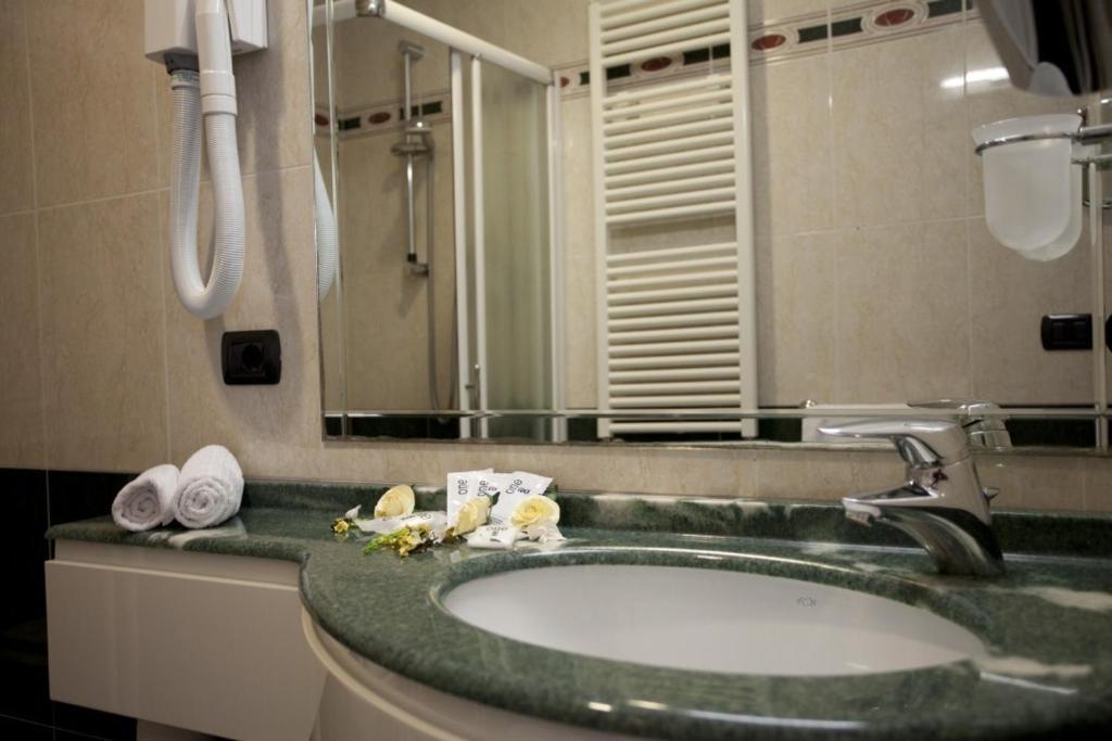 Hotel Palm Beach B&B Sea View Rimini Cameră foto